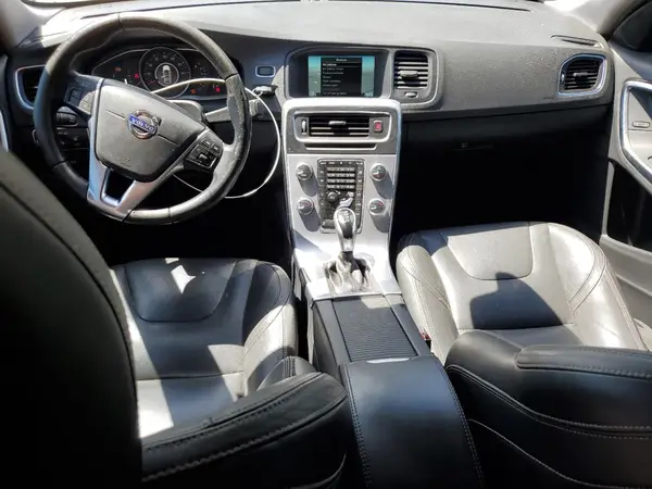 YV126MFL9H2427610 2017 VOLVO S60 - Image 8