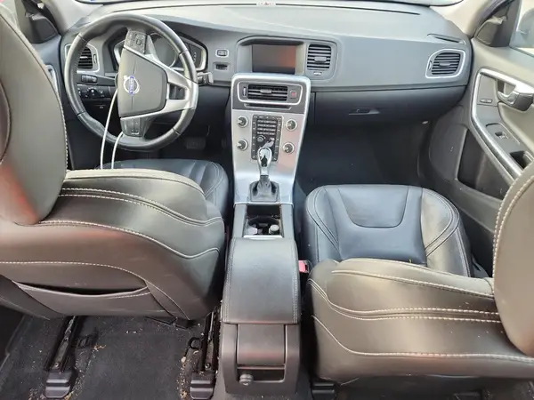 YV126MFL9H2439756 2017 VOLVO S60 - Image 8