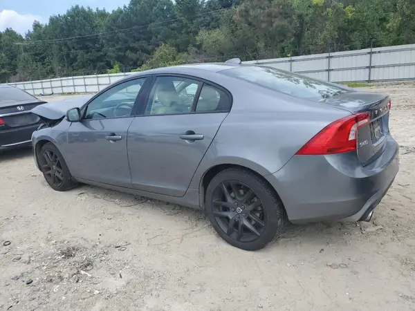 YV126MFLXH2420164 2017 VOLVO S60 - Image 2