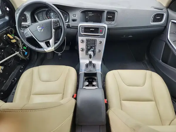 YV126MFLXH2423405 2017 VOLVO S60 - Image 8