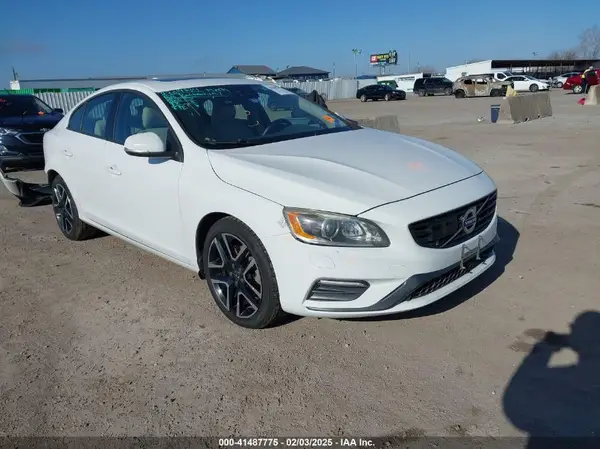 YV126MFLXH2433058 2017 VOLVO S60 - Image 1