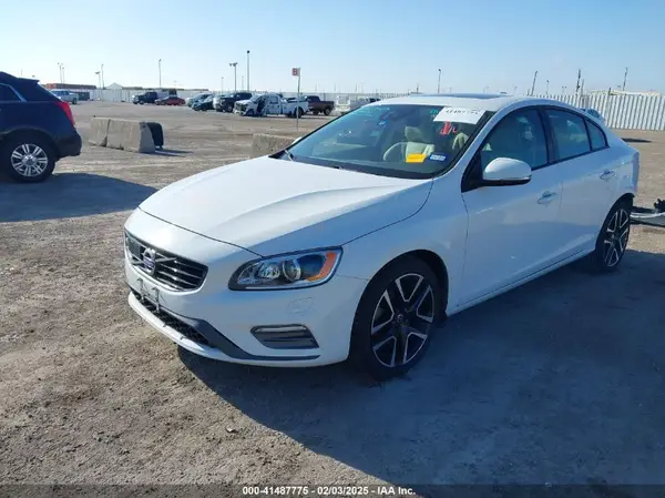 YV126MFLXH2433058 2017 VOLVO S60 - Image 2