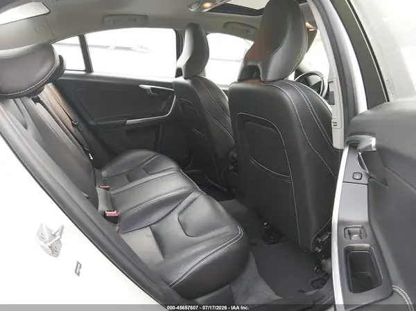 YV126MFLXH2439006 2017 VOLVO S60 - Image 8