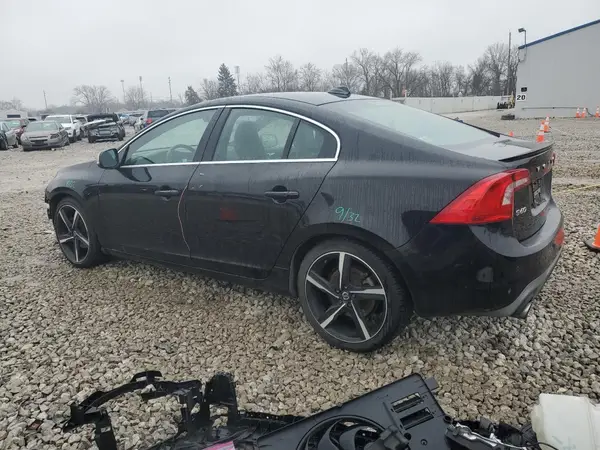 YV126MFP7G2395421 2016 VOLVO S60 - Image 2