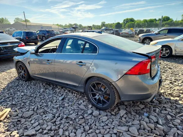 YV126MFP7G2396889 2016 VOLVO S60 - Image 2