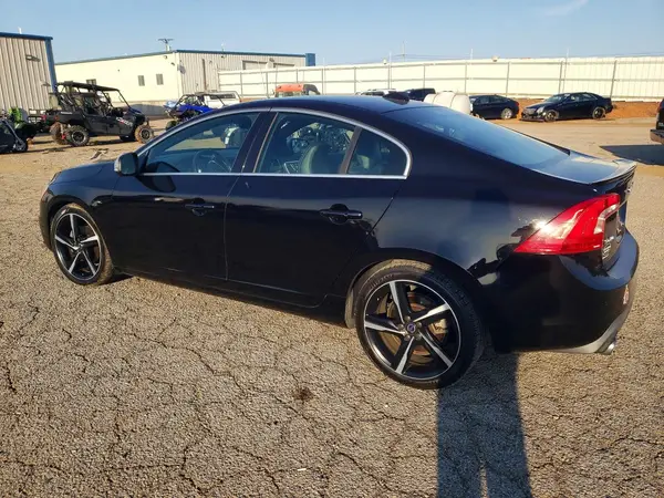 YV126MFP8G2395301 2016 VOLVO S60 - Image 2