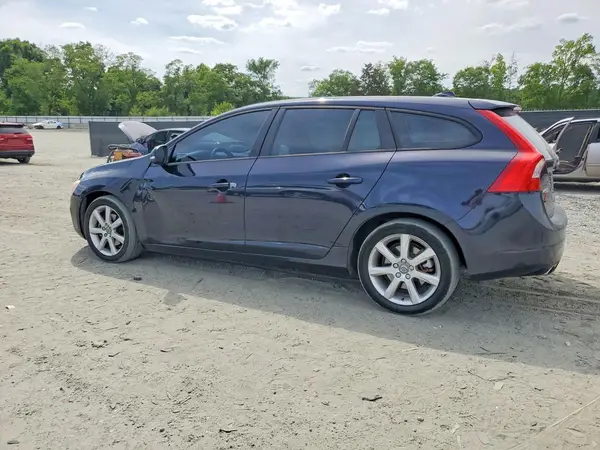 YV140MEJ3H1345422 2017 VOLVO V60 - Image 2