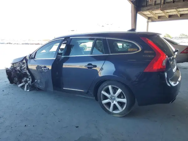 YV140MEK0G1306407 2016 VOLVO V60 - Image 2