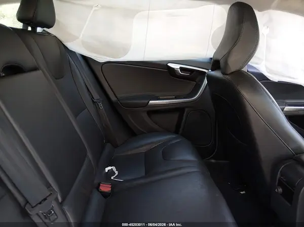 YV140MEK1G1292856 2016 VOLVO V60 - Image 8