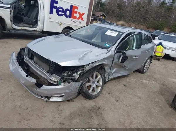 YV140MEK1G1294994 2016 VOLVO V60 - Image 2