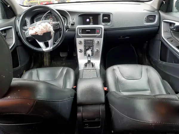 YV140MEK1H1330104 2017 VOLVO V60 - Image 8