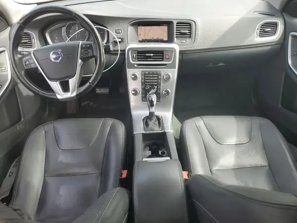 YV140MEK1H1365788 2017 VOLVO V60 - Image 8