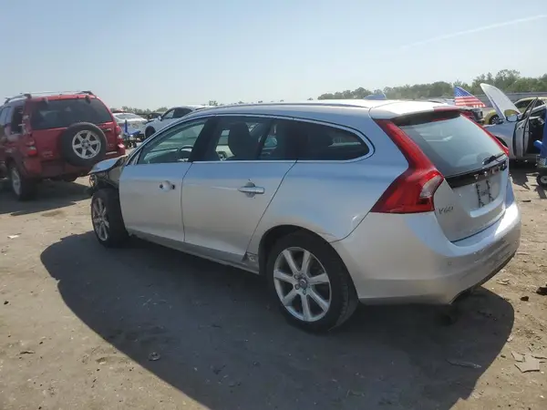 YV140MEK2G1315366 2016 VOLVO V60 - Image 2