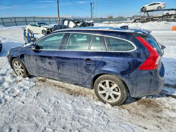 YV140MEK2H1351513 2017 VOLVO V60 - Image 2