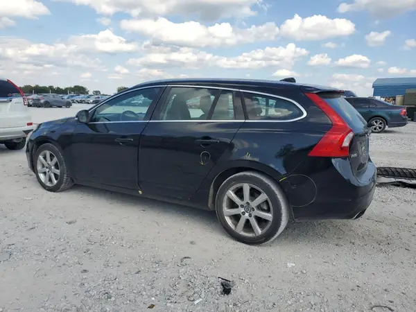 YV140MEK3G1290817 2016 VOLVO V60 - Image 2