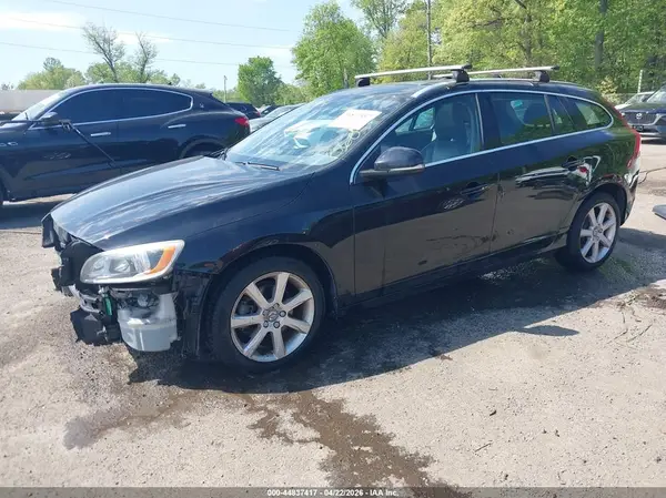 YV140MEK3G1305252 2016 VOLVO V60 - Image 2