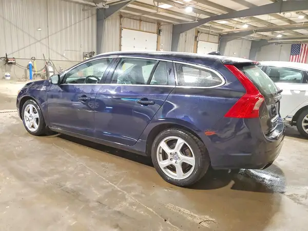 YV140MEK4G1291278 2016 VOLVO V60 - Image 2