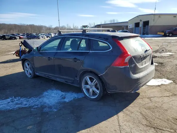 YV140MEK4H1347219 2017 VOLVO V60 - Image 2