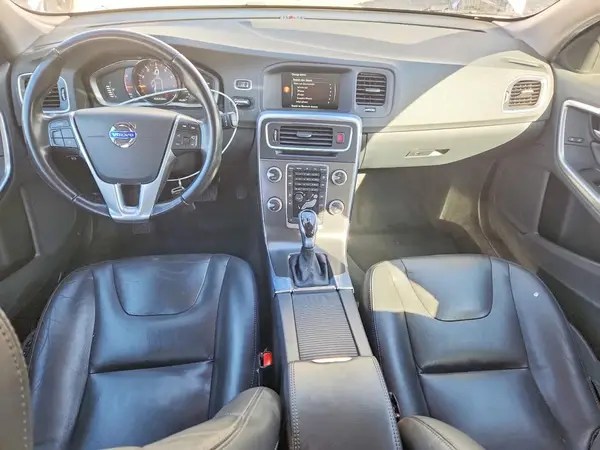 YV140MEK5G1292519 2016 VOLVO V60 - Image 8