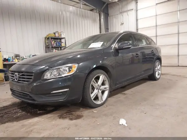 YV140MEK5G1308217 2016 VOLVO V60 - Image 2