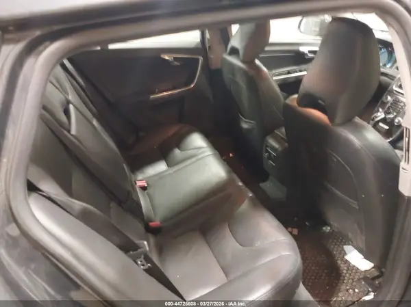 YV140MEK5G1308217 2016 VOLVO V60 - Image 8