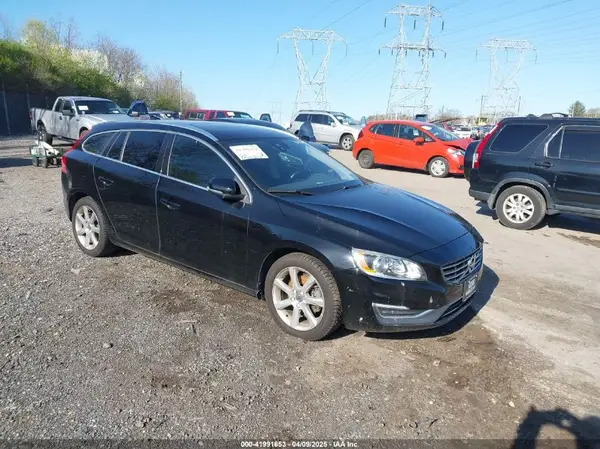 YV140MEK5H1349304 2017 VOLVO V60 - Image 1