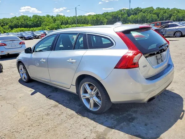 YV140MEK6G1310042 2016 VOLVO V60 - Image 2