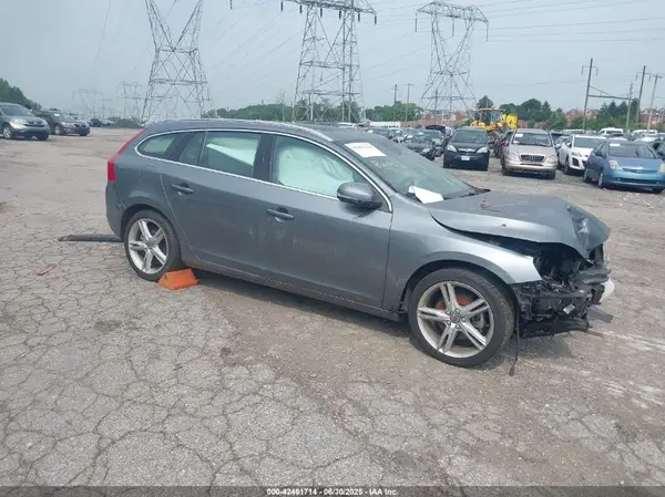 YV140MEK6H1343947 2017 VOLVO V60 - Image 1