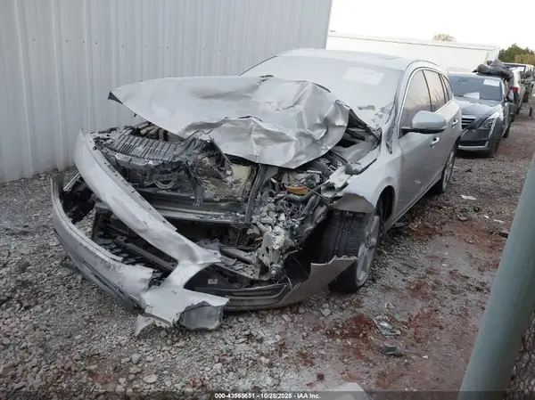YV140MEK6H1367679 2017 VOLVO V60 - Image 2