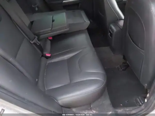 YV140MEK6H1367679 2017 VOLVO V60 - Image 8