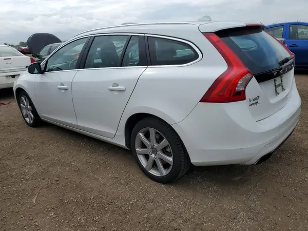 YV140MEK7G1291520 2016 VOLVO V60 - Image 2