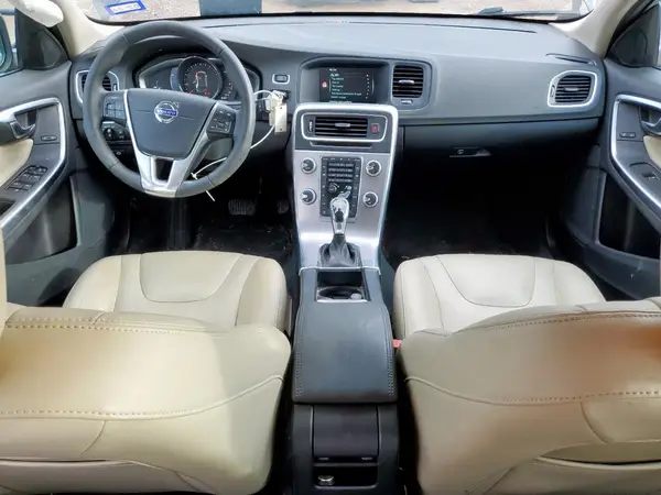YV140MEK8H1330603 2017 VOLVO V60 - Image 8