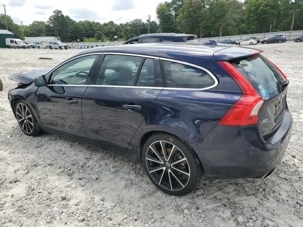 YV140MEK8H1360233 2017 VOLVO V60 - Image 2