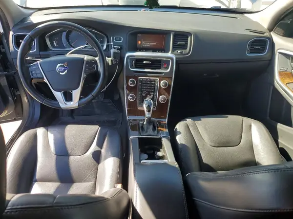 YV140MEK8H1361026 2017 VOLVO V60 - Image 8