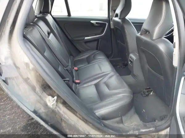 YV140MEK9G1298095 2016 VOLVO V60 - Image 8