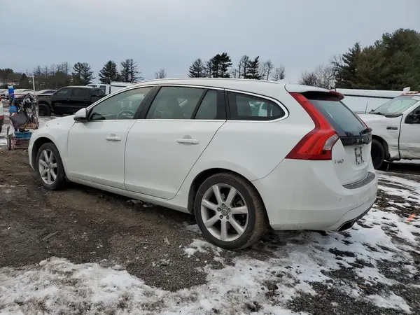 YV140MEKXH1346821 2017 VOLVO V60 - Image 2