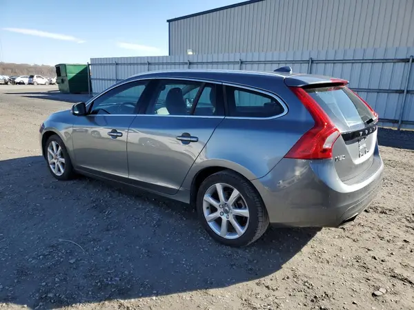 YV140MEKXH1350481 2017 VOLVO V60 - Image 2