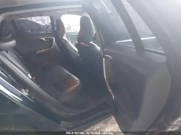 YV140MEKXH1350982 2017 VOLVO V60 - Image 8