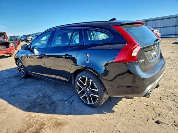 YV140MEL0J2384437 2018 VOLVO V60 - Image 2