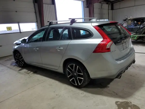 YV140MEL4J2379919 2018 VOLVO V60 - Image 2