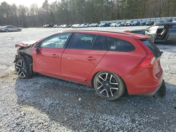 YV140MEL5J2392467 2018 VOLVO V60 - Image 2