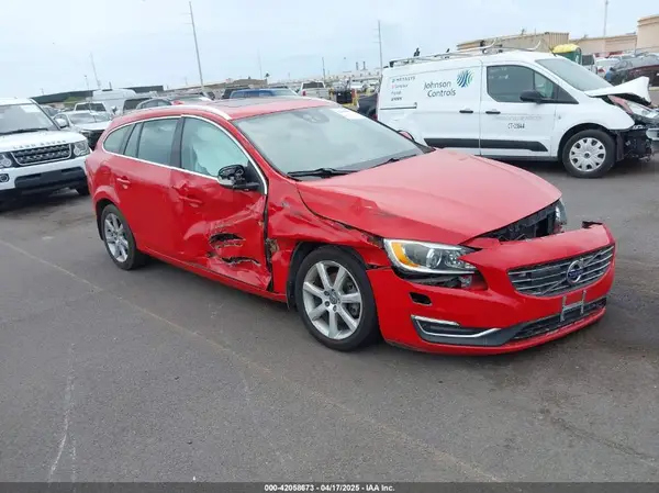 YV140MEM5G1325438 2016 VOLVO V60 - Image 1