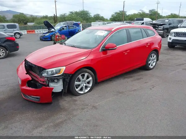 YV140MEM5G1325438 2016 VOLVO V60 - Image 2