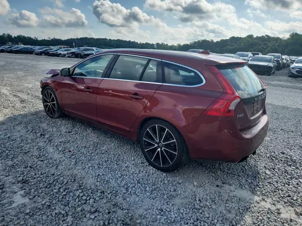 YV140MEM7G1293673 2016 VOLVO V60 - Image 2