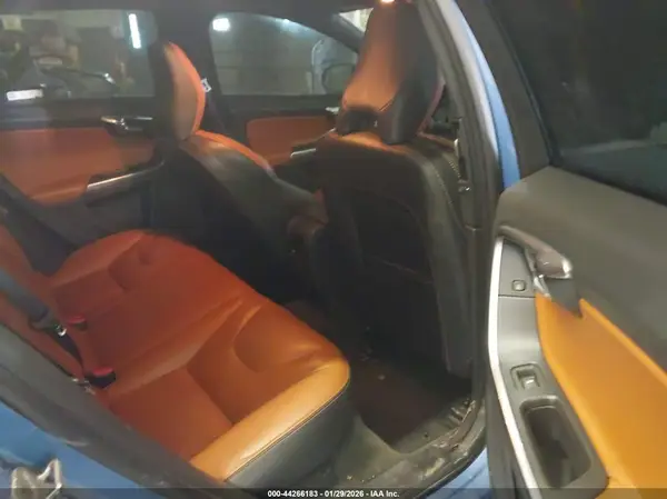 YV140MEM7G1294175 2016 VOLVO V60 - Image 8
