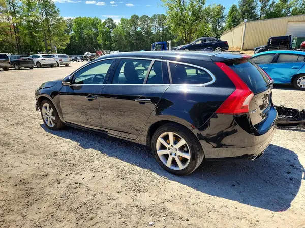 YV140MEM8G1305135 2016 VOLVO V60 - Image 2
