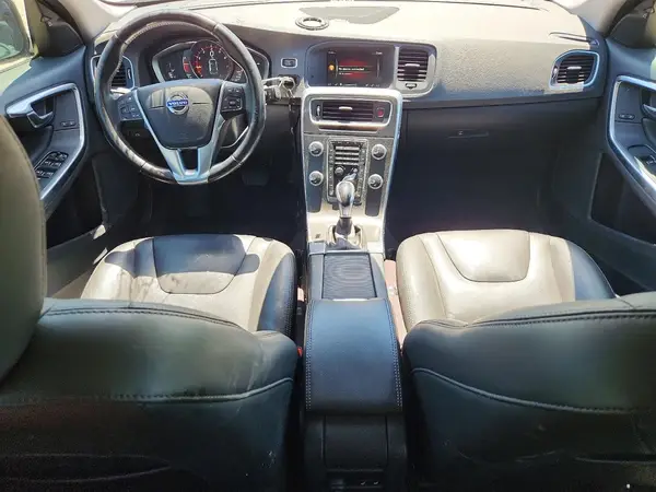 YV140MEM8G1305135 2016 VOLVO V60 - Image 8