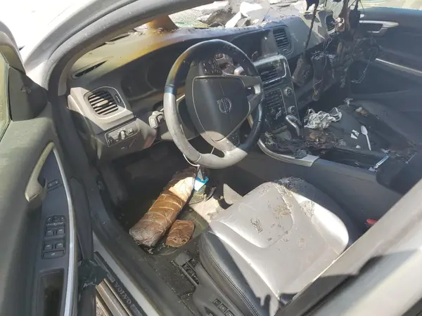 YV140MEM8G1321335 2016 VOLVO V60 - Image 8