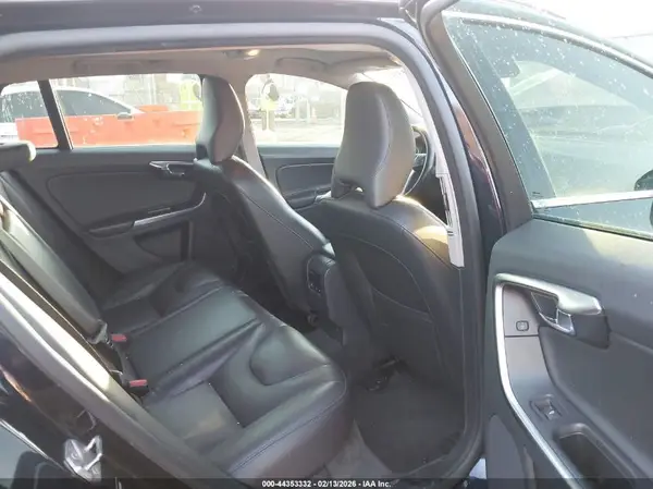 YV140MSK1H1359087 2017 VOLVO V60 - Image 8