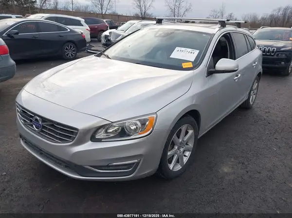 YV140MSK8H1343873 2017 VOLVO V60 - Image 2